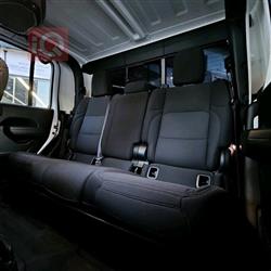 جیپ گلادیەتەر